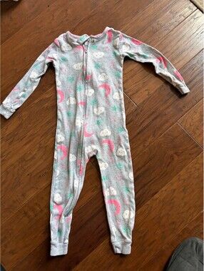 Carter's Simple Joy Baby Toddler 3T Footless Pajamas with Moon and Cloud Print